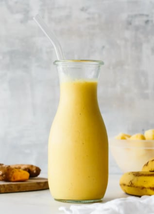 2022-03-19 14_20_49-BEST Turmeric Smoothie - Downshiftology